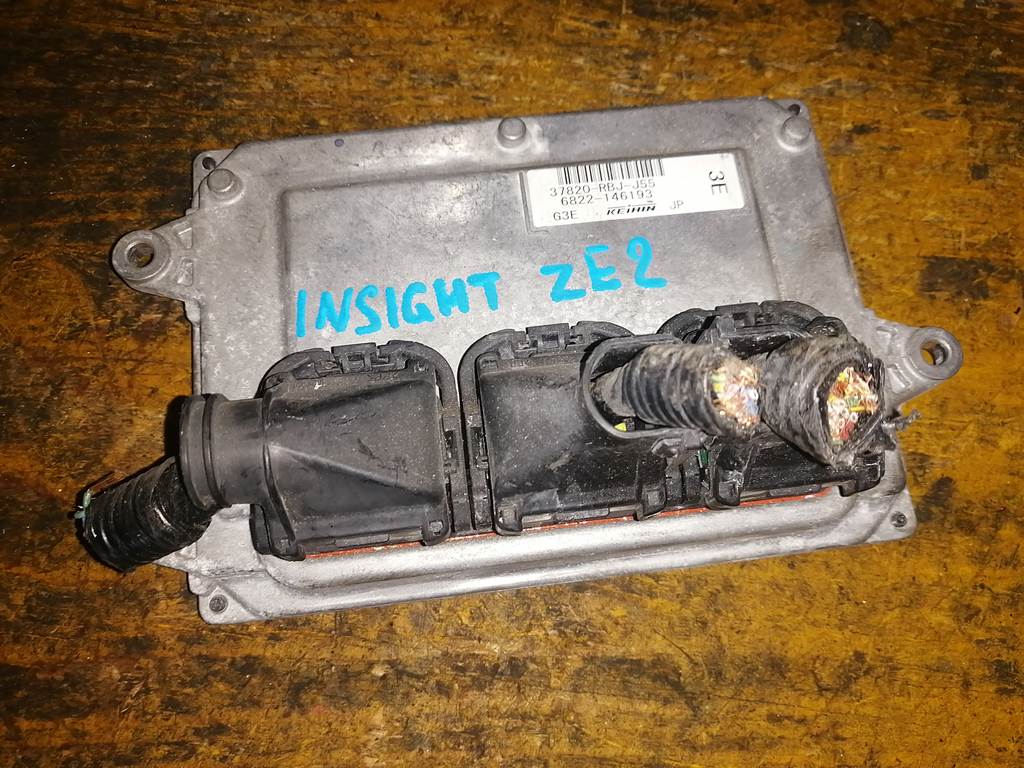 блок управления двс Honda Insight