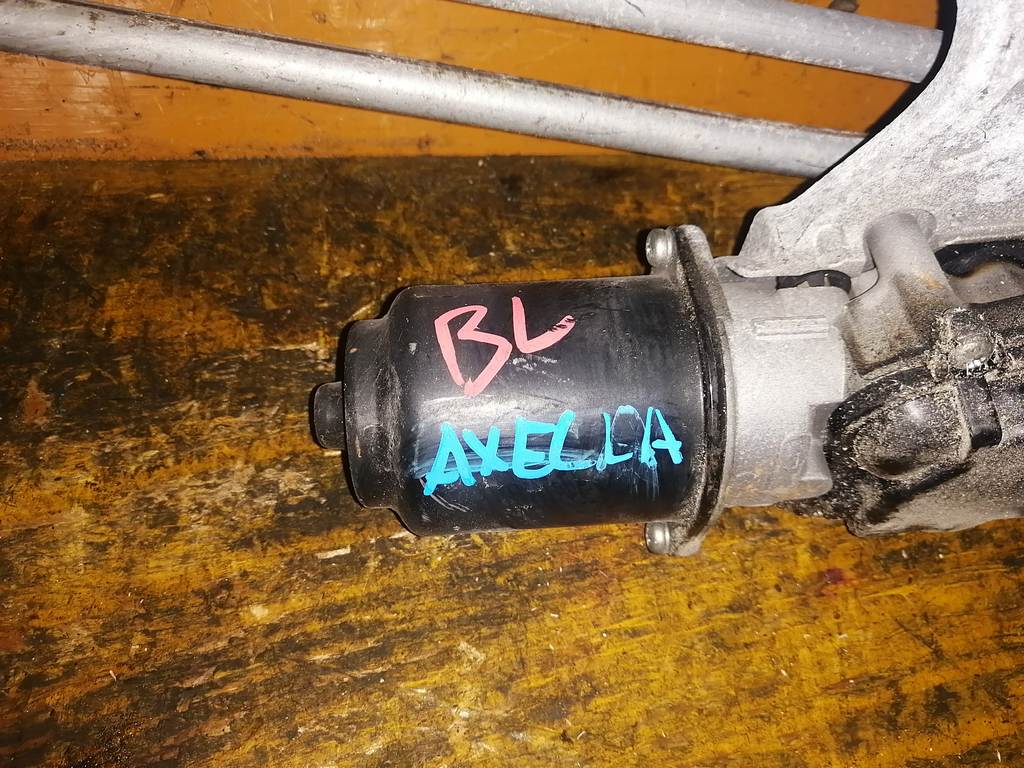 AXELA BL5FP ТРАПЕЦИЯ+МОТОР ДВОРНИКОВ Mazda Axela