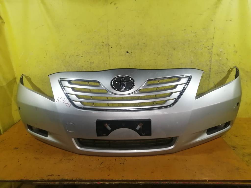 бампер Toyota Camry