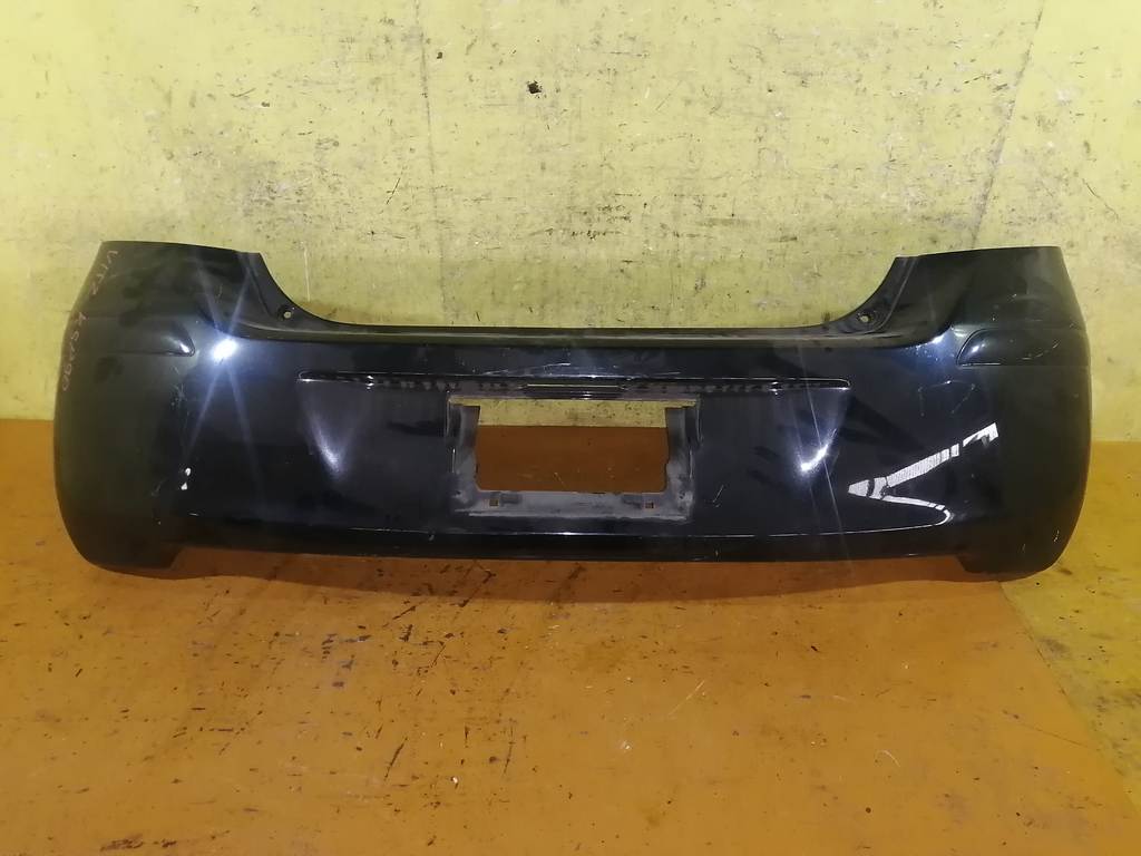 бампер Toyota Vitz