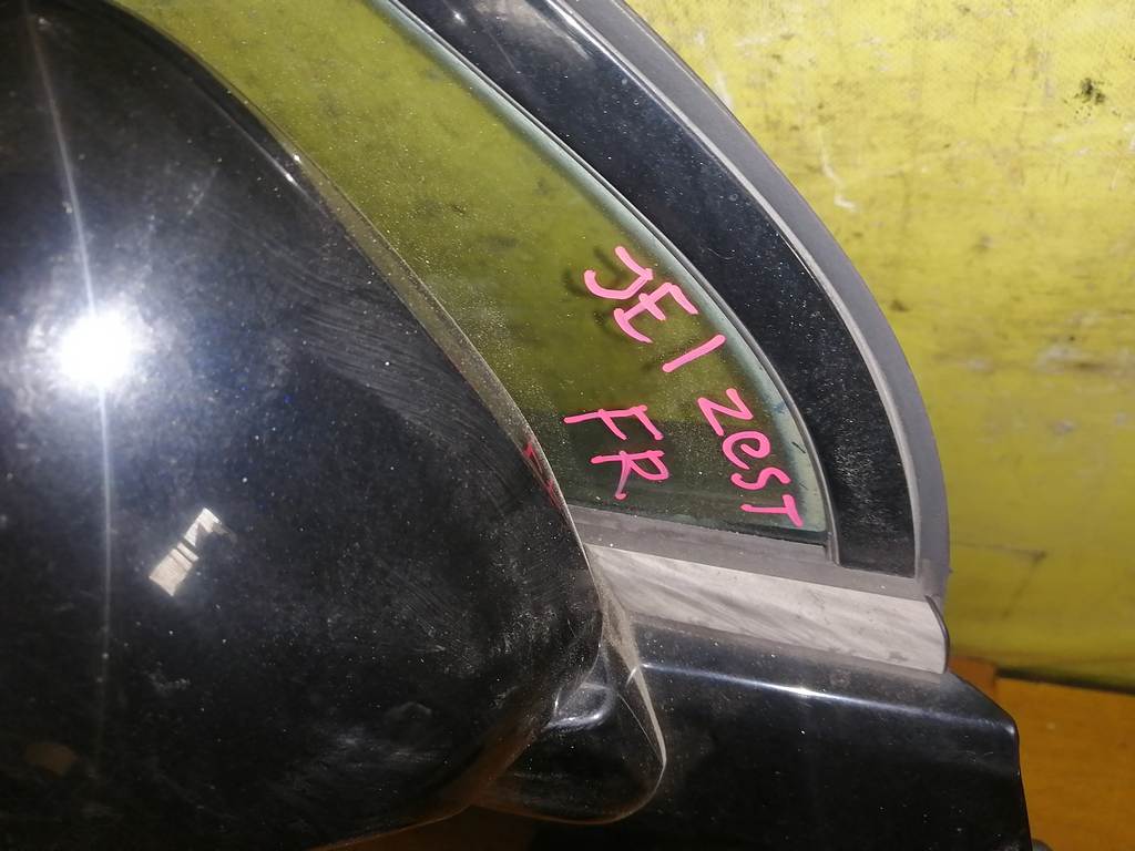 ZEST JE1 ДВЕРЬ ПЕРЕДНЯЯ ПРАВАЯ, дефект Honda Zest