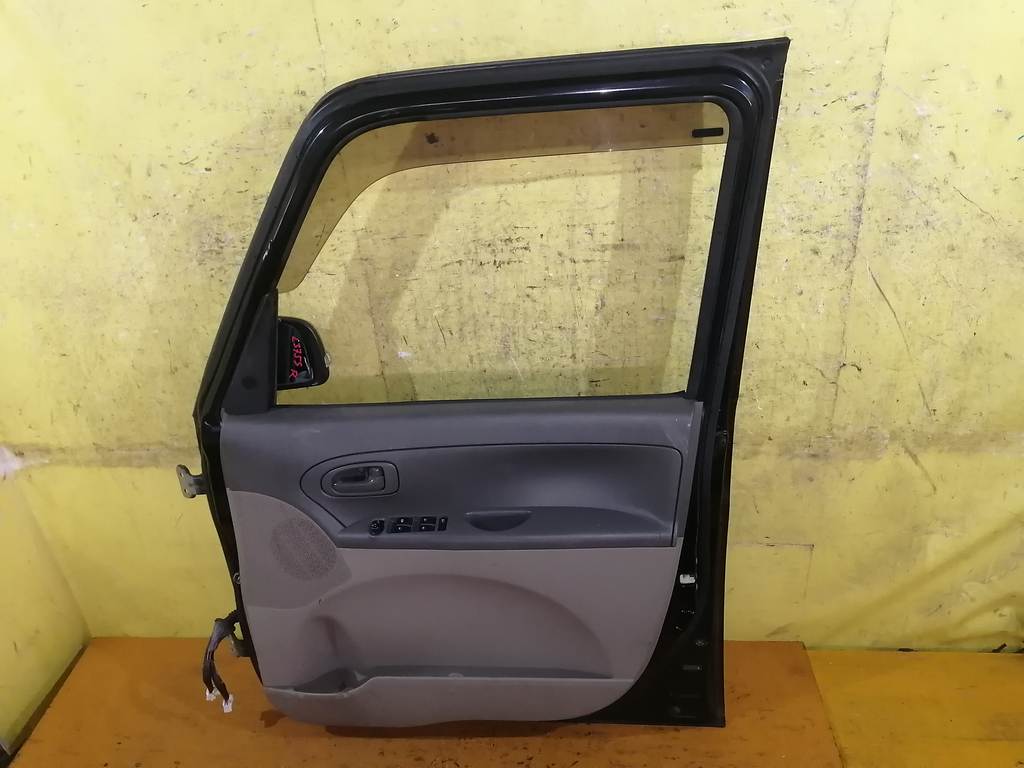 Кузов Daihatsu Tanto