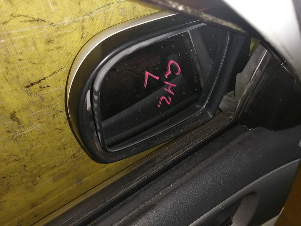 зеркало Subaru Impreza