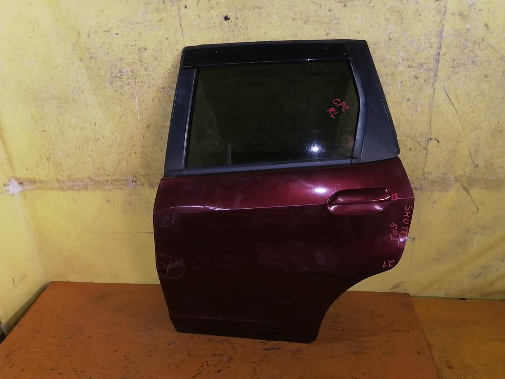 дверь Honda Fit Shuttle