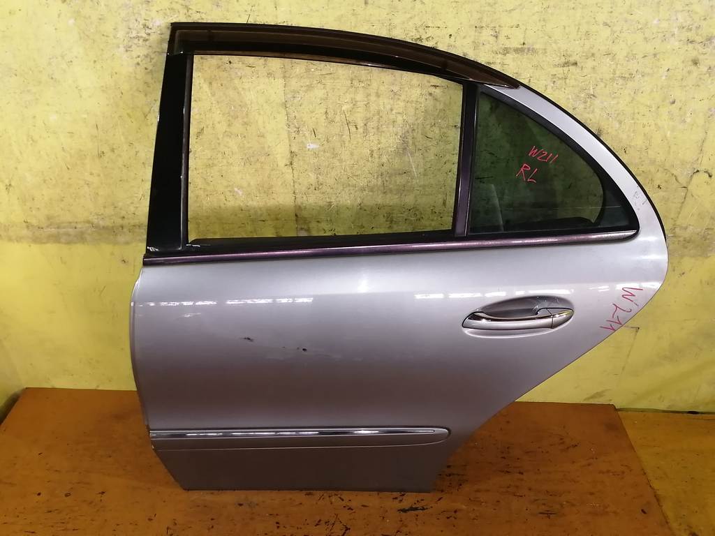 дверь Mercedes-Benz E-Class