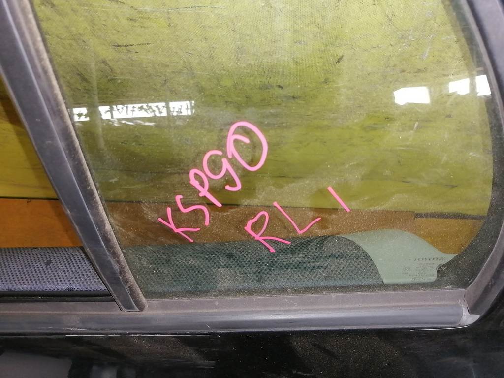 VITZ KSP90 ДВЕРЬ ЗАДНЯЯ ЛЕВАЯ 1 Toyota Vitz