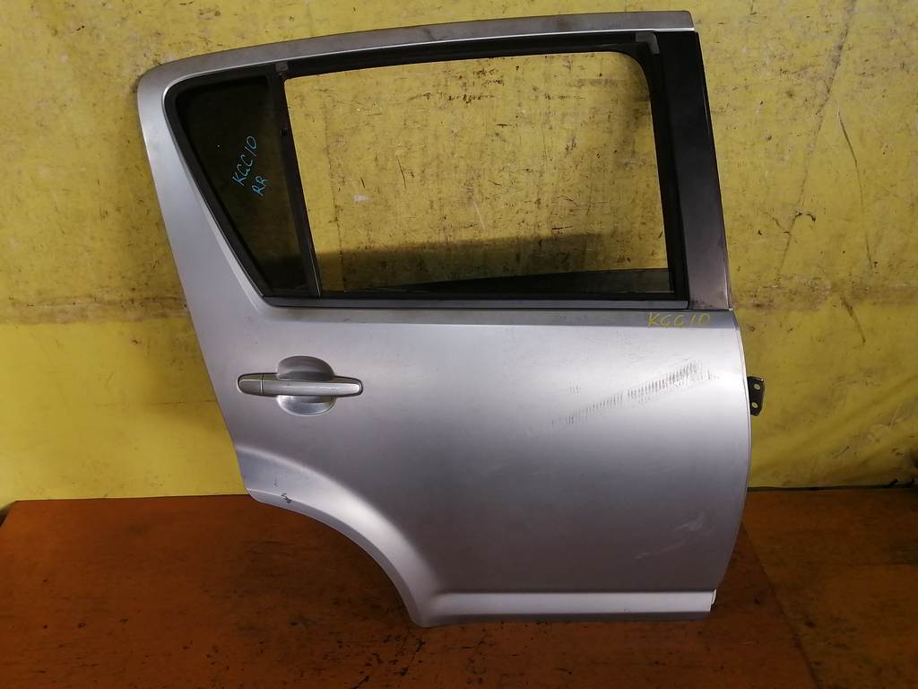 дверь Toyota Passo
