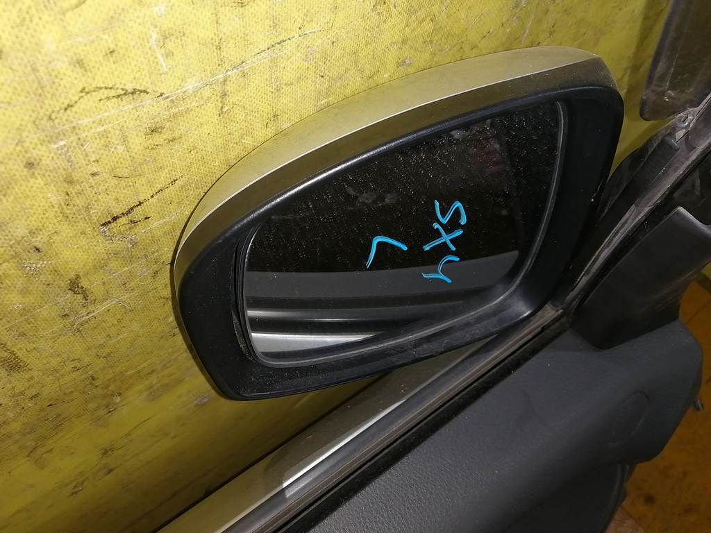 зеркало Suzuki SX4