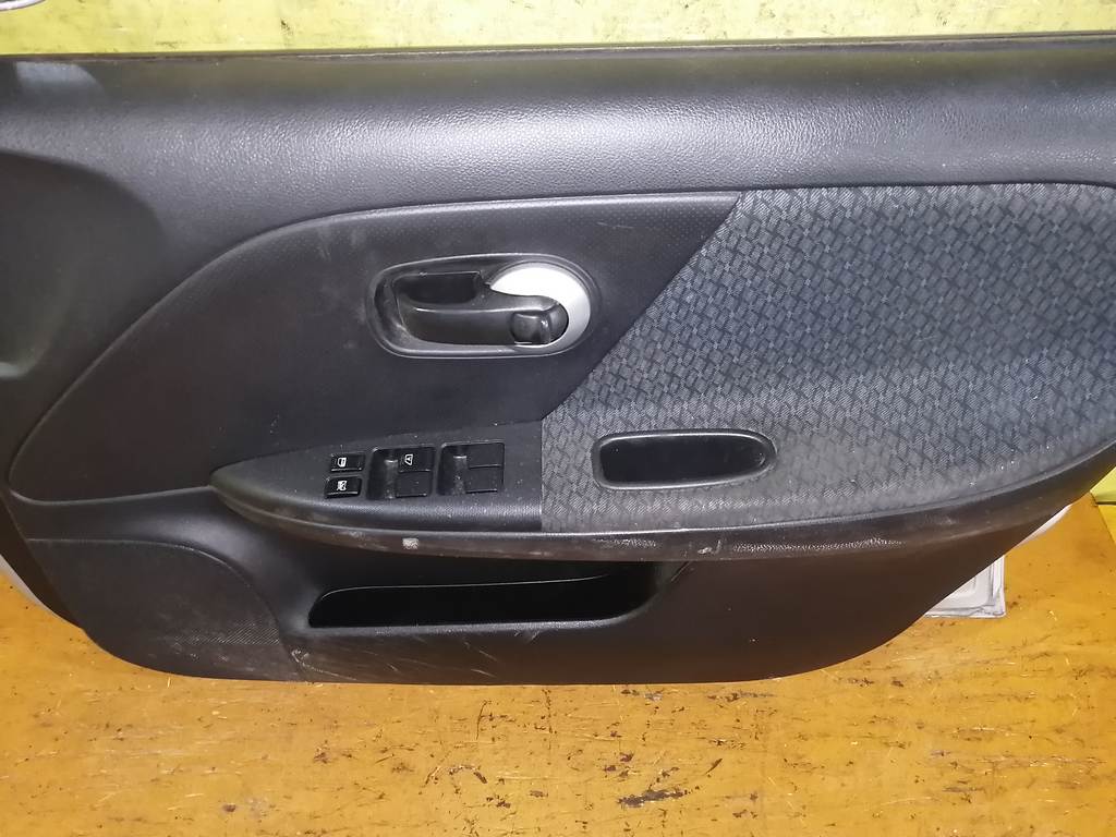 NOTE E11 ДВЕРЬ ПЕРЕДНЯЯ ПРАВАЯ Nissan Note 4