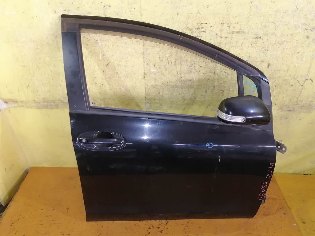 дверь Toyota Vitz