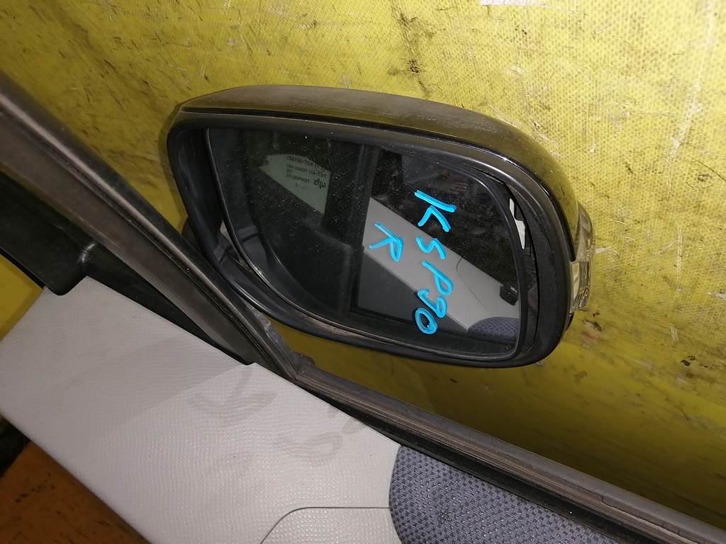 зеркало Toyota Vitz