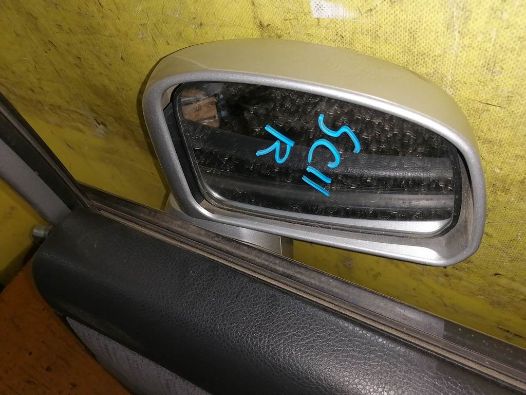 зеркало Nissan Tiida Latio