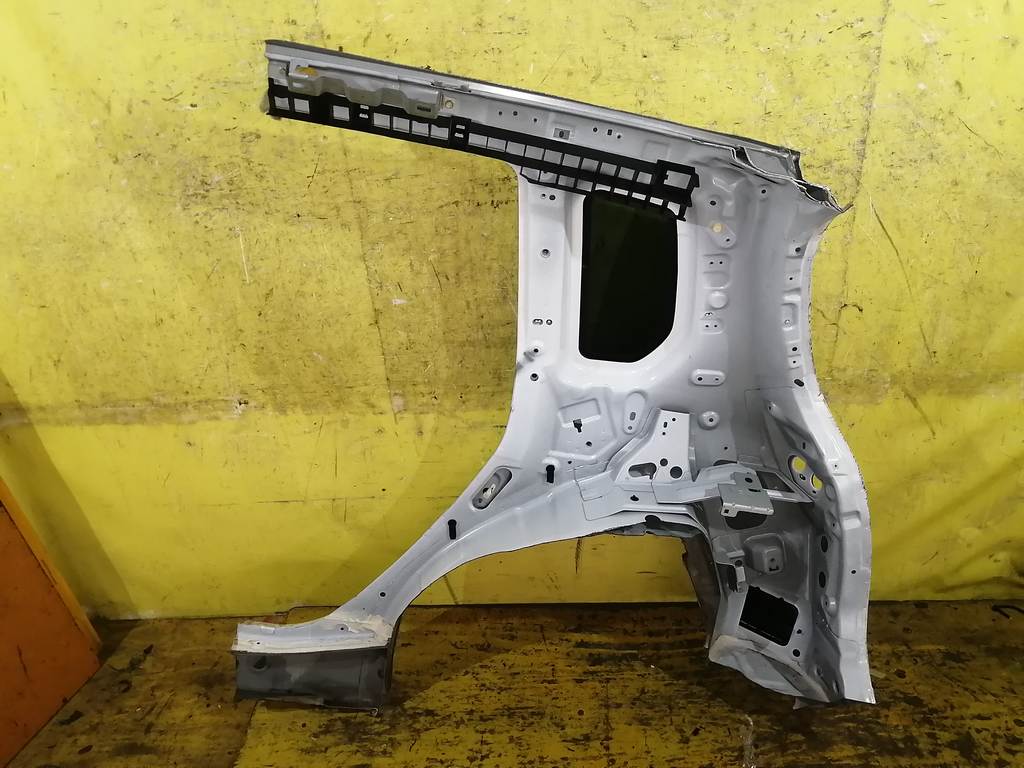 Кузов Mazda Demio