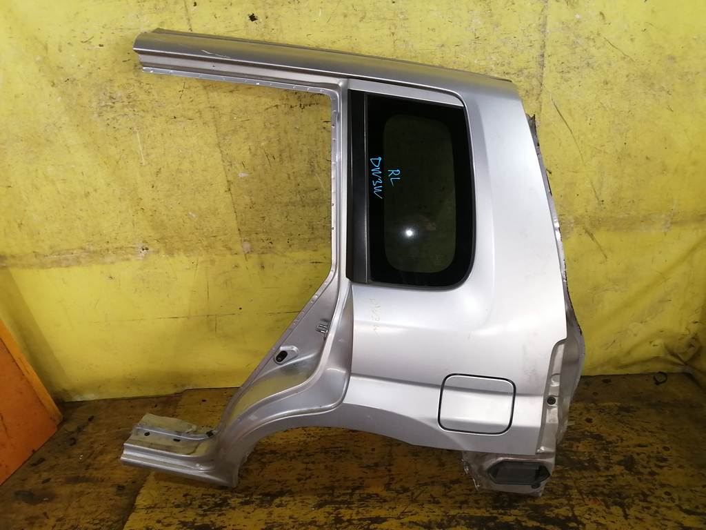 крыло Mazda Demio