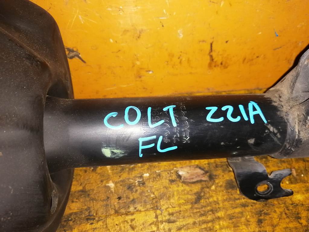 COLT Z21A СТОЙКА ПЕРЕДНЯЯ ЛЕВАЯ Mitsubishi Colt