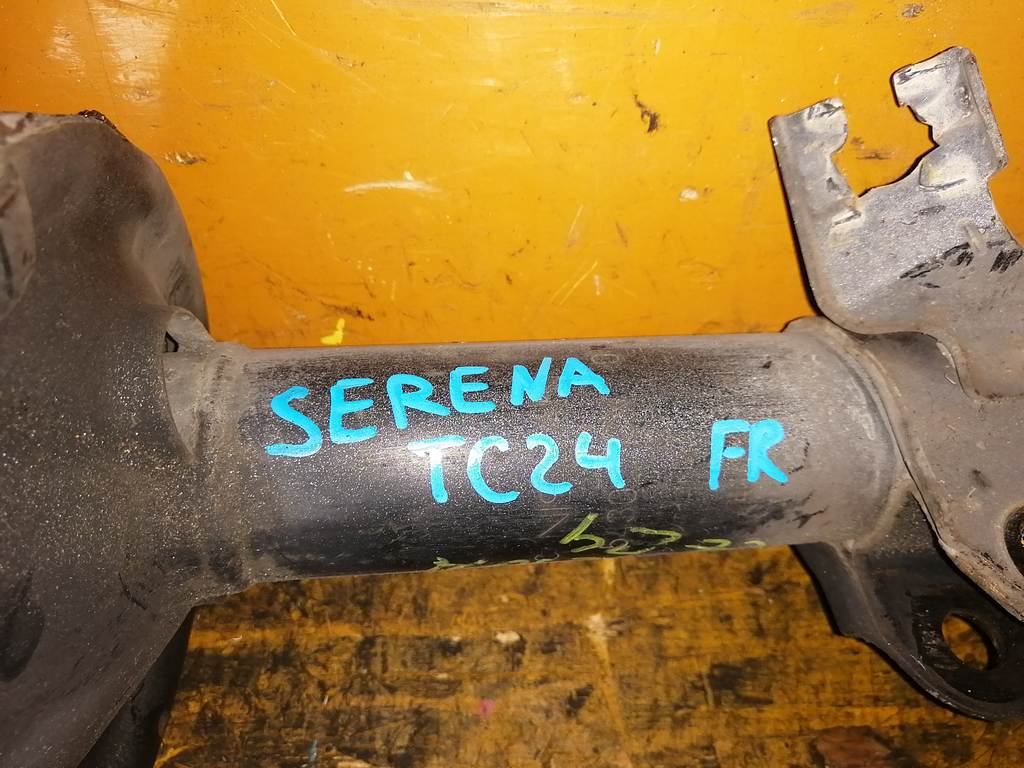 SERENA TC24 СТОЙКА ПЕРЕДНЯЯ ПРАВАЯ Nissan Serena