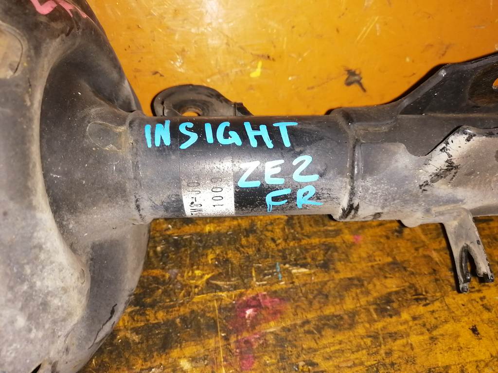 INSIGHT ZE2 СТОЙКА ПЕРЕДНЯЯ ПРАВАЯ Honda Insight
