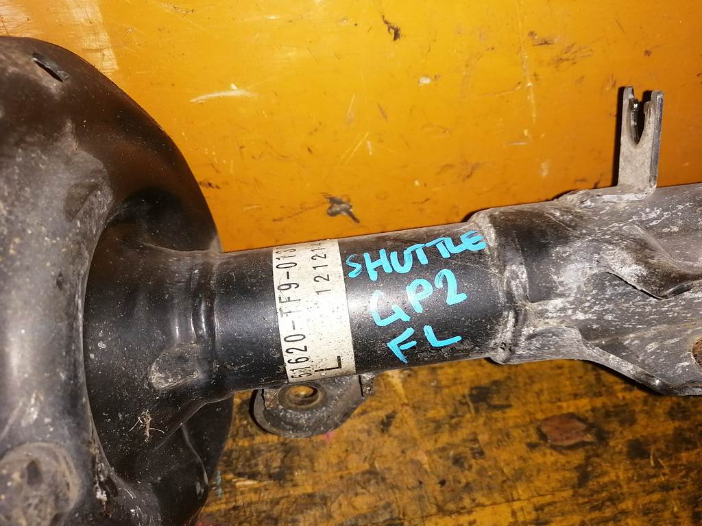 FIT SHUTTLE GP2 СТОЙКА ПЕРЕДНЯЯ ЛЕВАЯ Honda Fit Shuttle