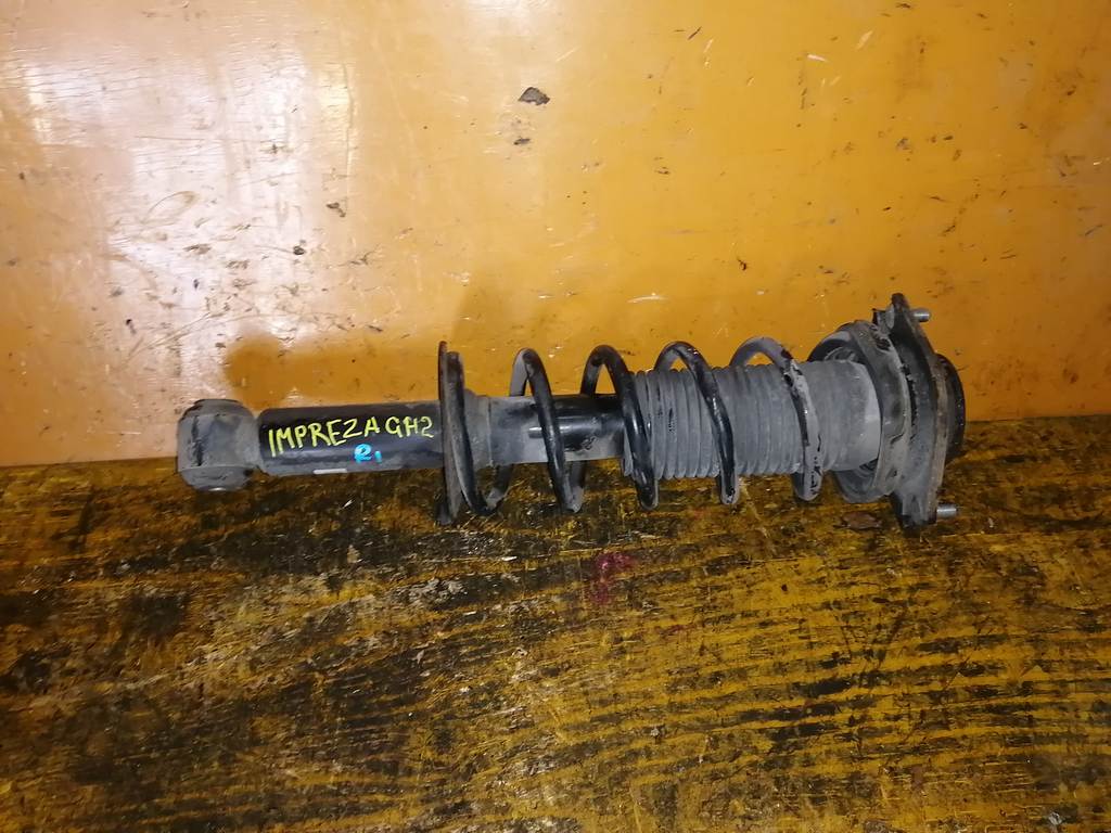 стойка Subaru Impreza