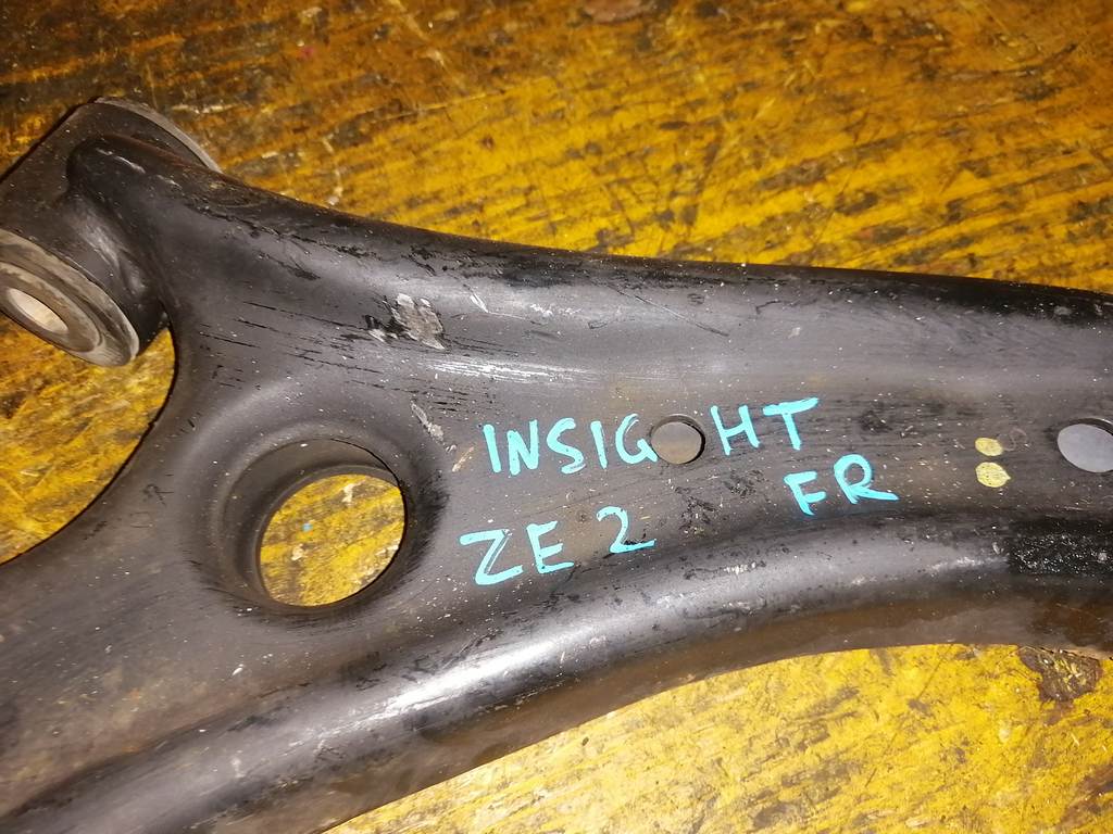 INSIGHT ZE2 РЫЧАГ ПЕРЕДНИЙ ПРАВЫЙ, дефект Honda Insight
