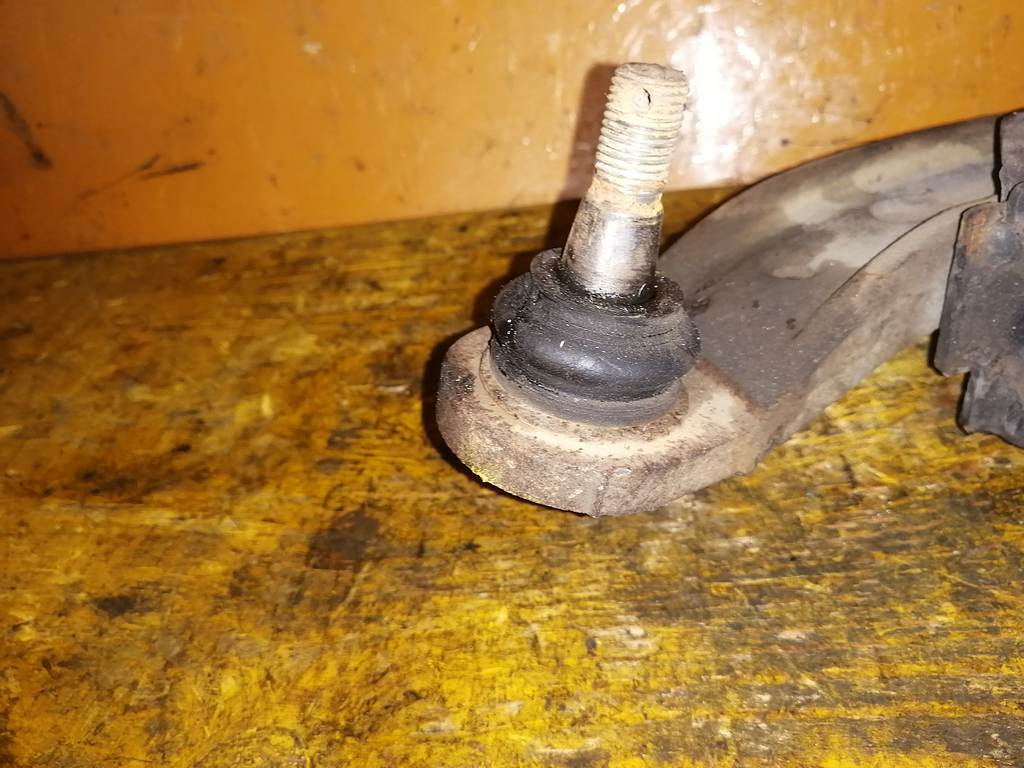 Подвеска Nissan Serena
