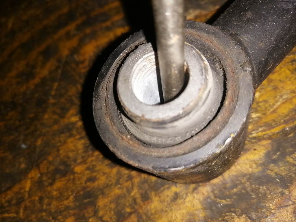 Подвеска Nissan Serena 2