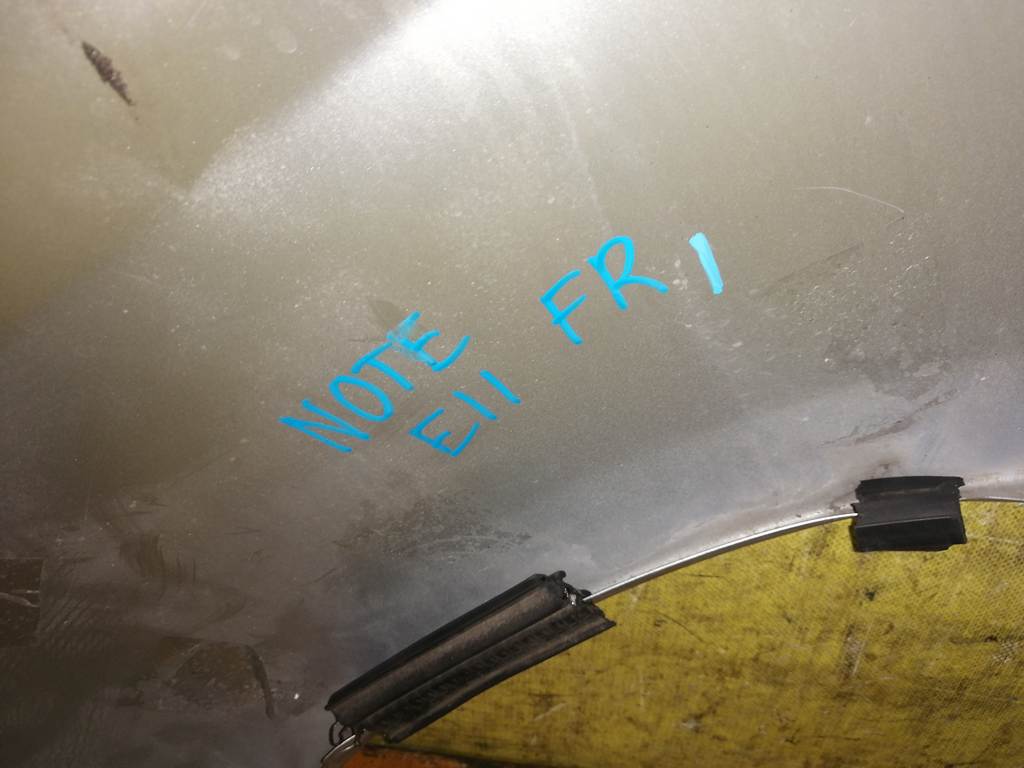 NOTE E11 КРЫЛО ПЕРЕДНЕЕ ПРАВОЕ 1 Nissan Note 1
