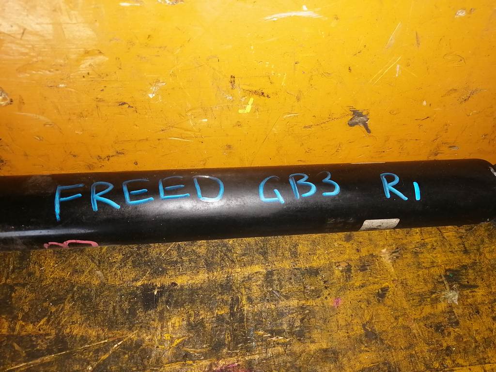 FREED GB3 АМОРТИЗАТОР ЗАДНИЙ 1 Honda Freed 1