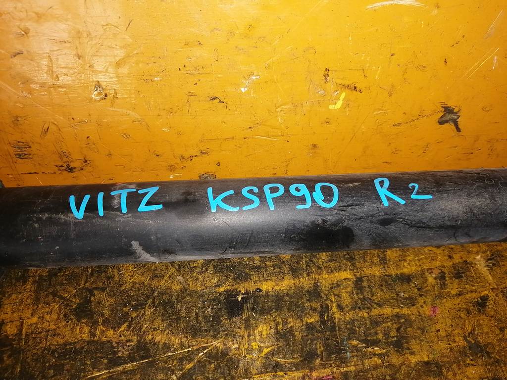 VITZ KSP90 АМОРТИЗАТОР ЗАДНИЙ 2 Toyota Vitz 1