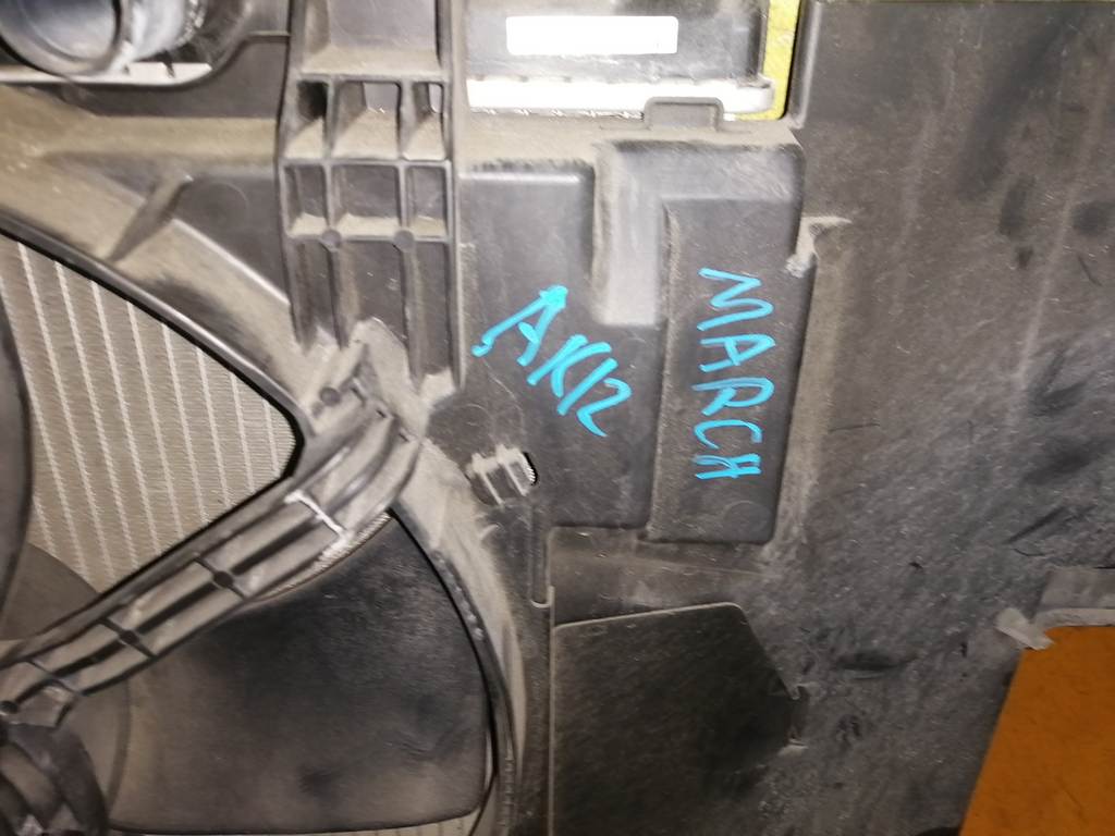MARCH AK12 РАДИАТОР ОСНОВНОЙ Nissan March 1
