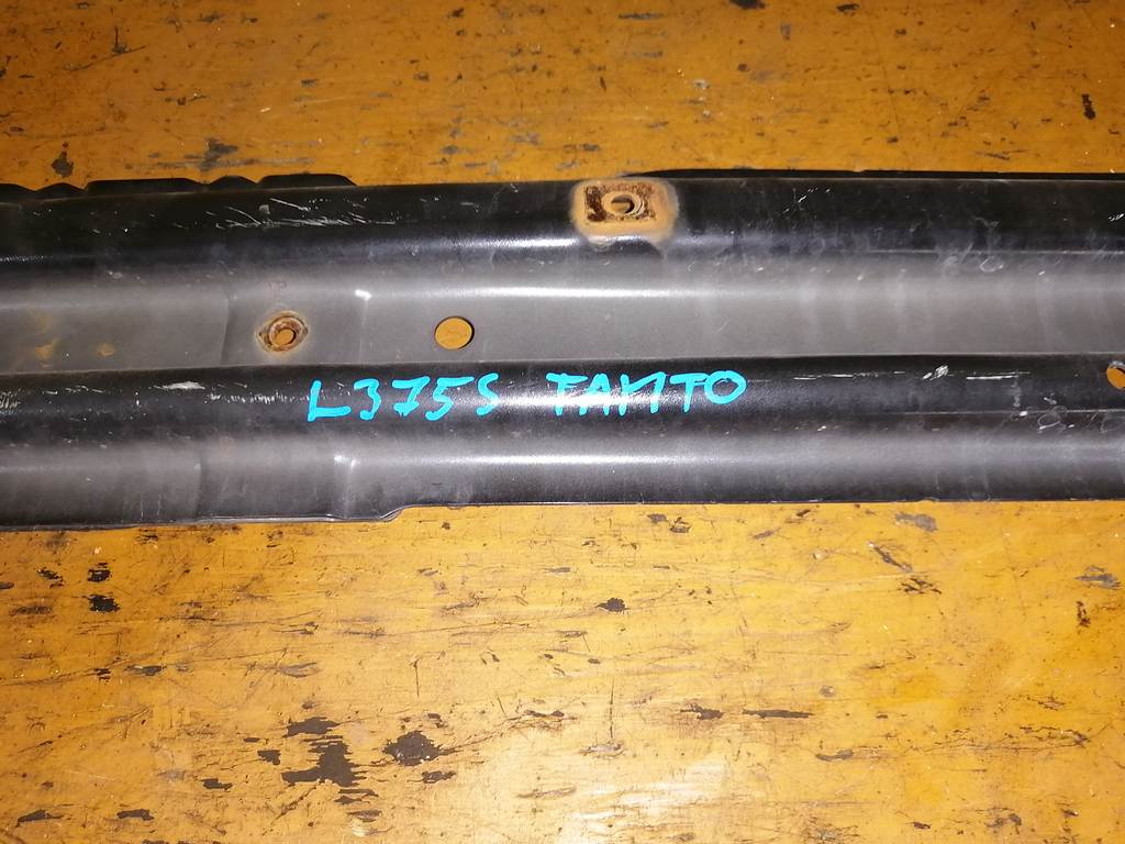 TANTO L375S УСИЛЕНИЕ БАМПЕРА ПЕРЕД Daihatsu Tanto 1