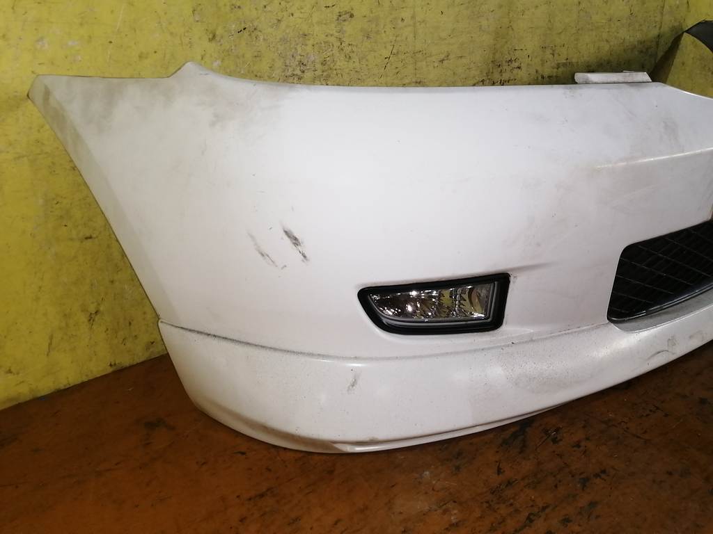 бампер Mazda Demio 3