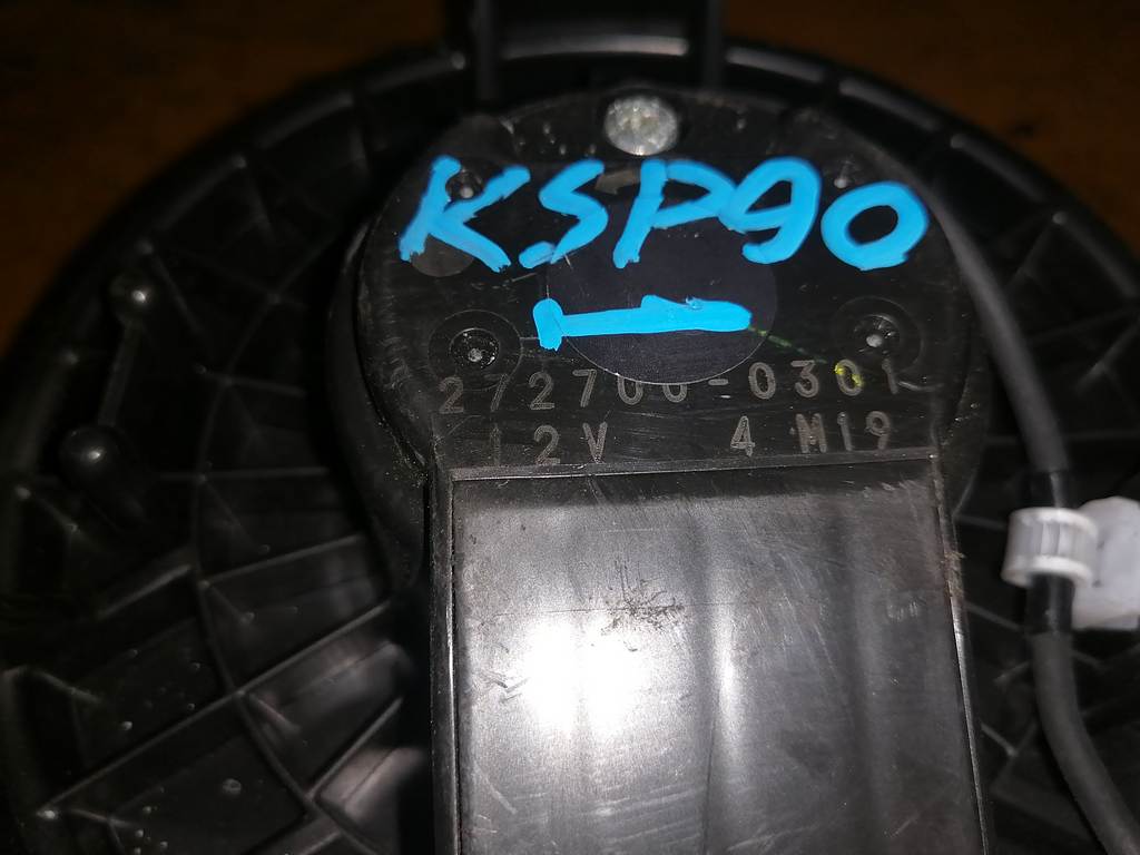 VITZ KSP90 МОТОР ПЕЧКИ 1 Toyota Vitz 1