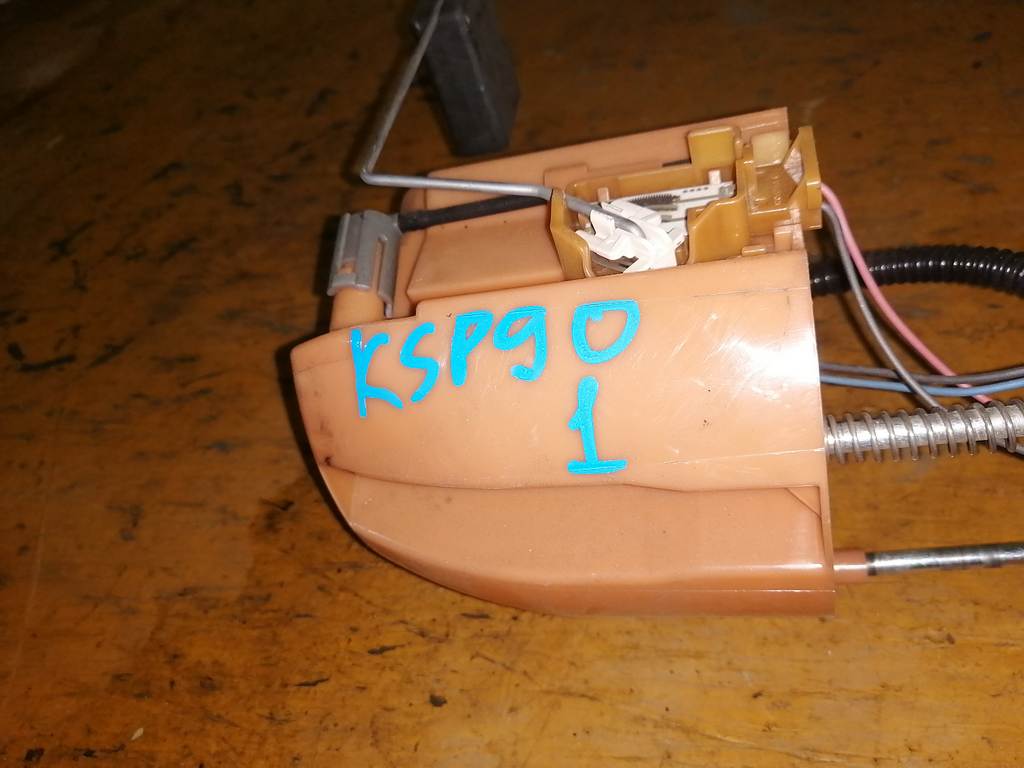 VITZ KSP90 БЕНЗОНАСОС 1 Toyota Vitz 1