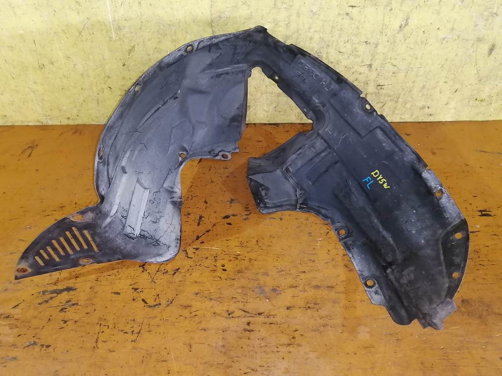 Кузов Mazda Demio 2