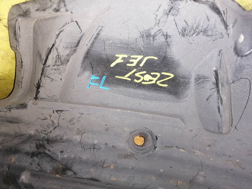 ZEST JE1 ПОДКРЫЛОК ПЕРЕДНИЙ ЛЕВЫЙ Honda Zest 1
