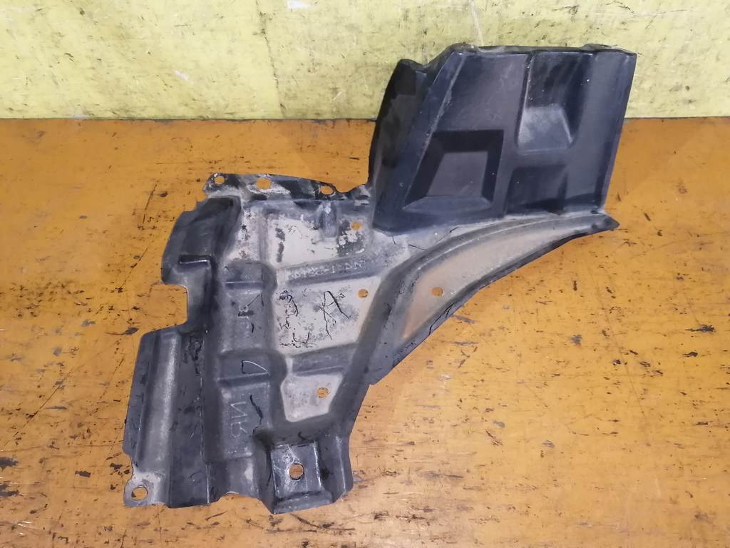 Кузов Toyota Vitz 2