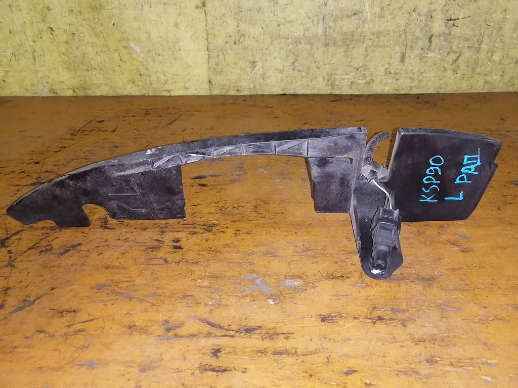 защита радиатора Toyota Vitz 0