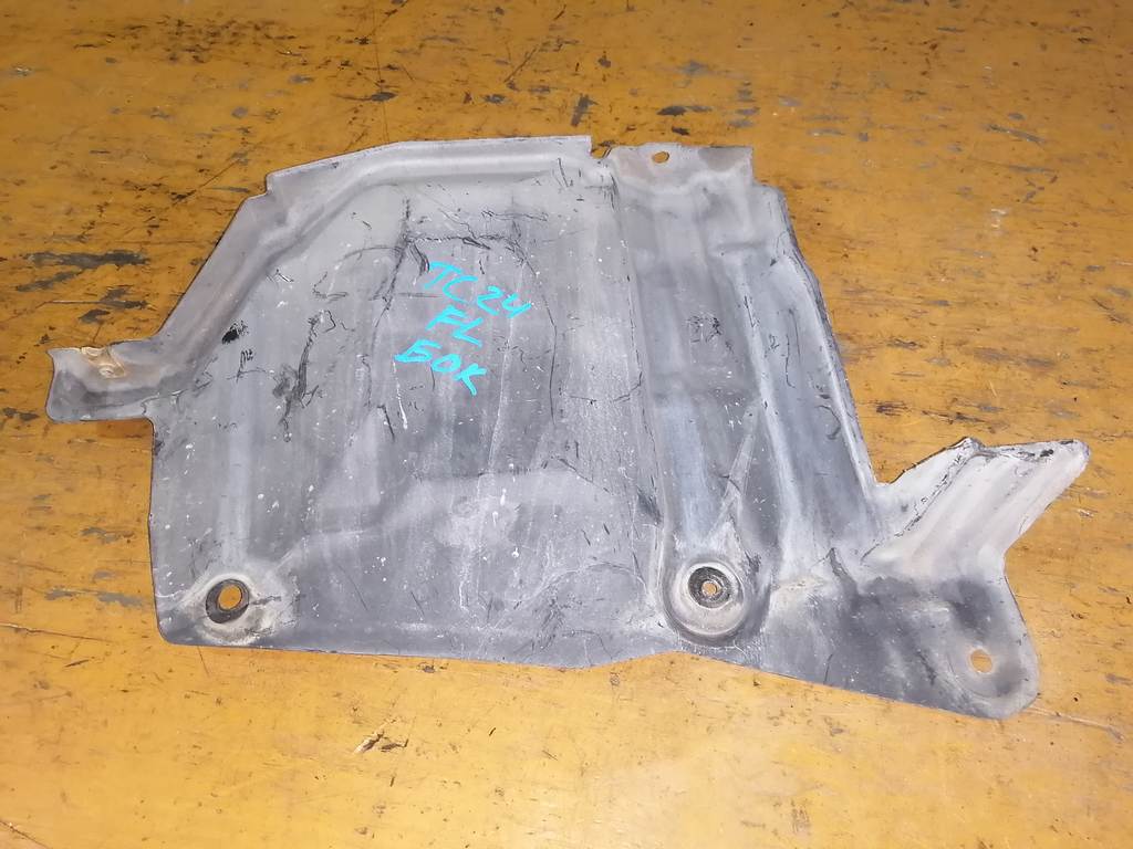 защита двигателя Nissan Serena 0