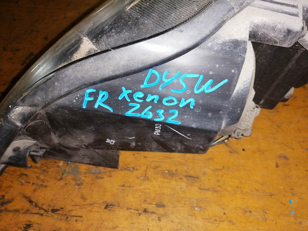 DEMIO DY5W ФАРА ПРАВАЯ 2632 XENON Mazda Demio 1