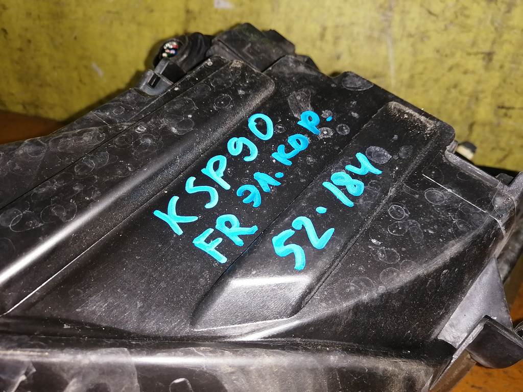 VITZ KSP90 ФАРА ПРАВАЯ 52184 ЭЛ.КОР. Toyota Vitz 1