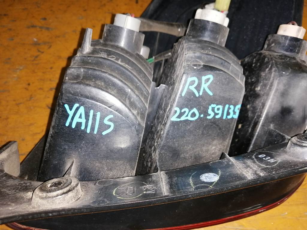 SX4 YA11S СТОП ПРАВЫЙ 220-59135 Suzuki SX4 1