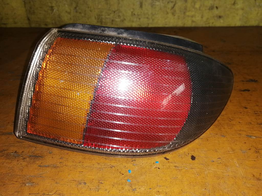 стоп-сигнал Mazda Demio 0
