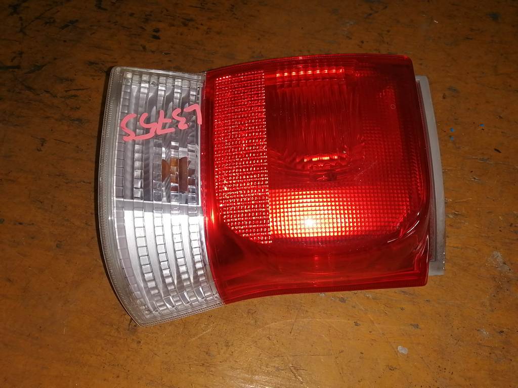 стоп-сигнал Daihatsu Tanto 0