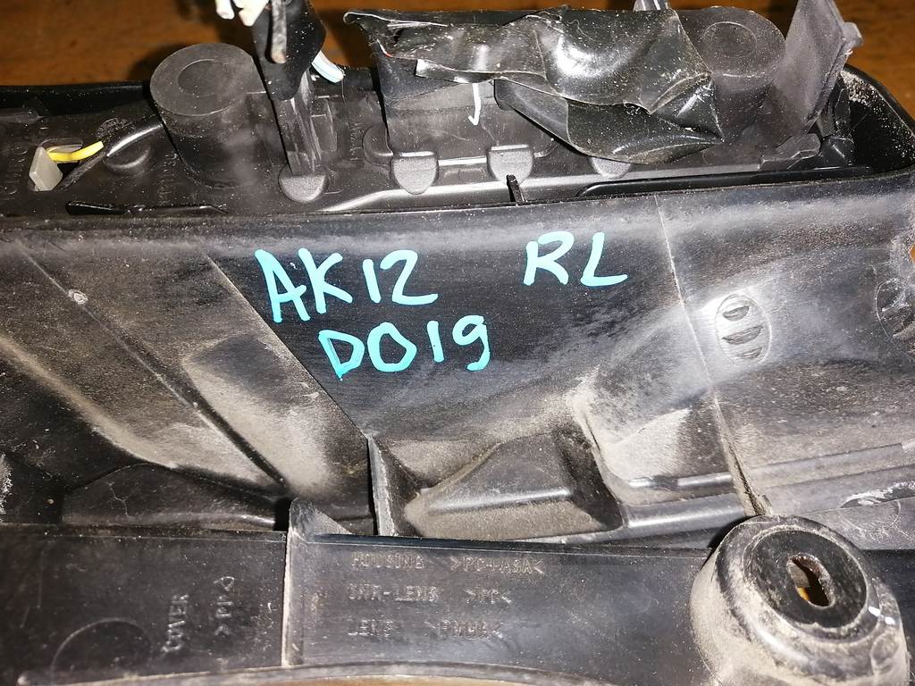 MARCH AK12 СТОП ЛЕВЫЙ D019 Nissan March 1