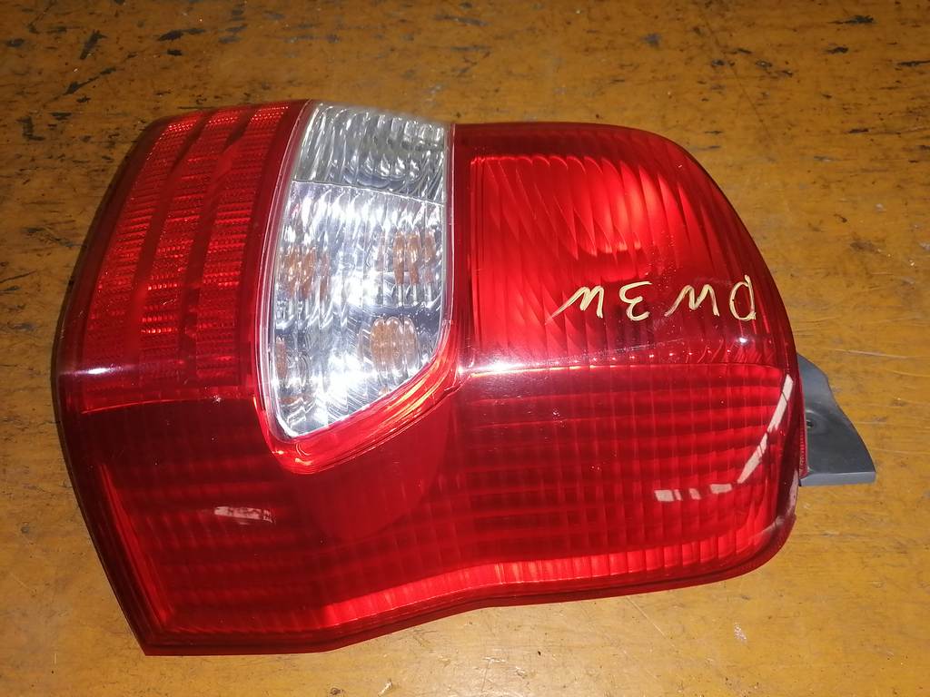 стоп-сигнал Mazda Demio 0