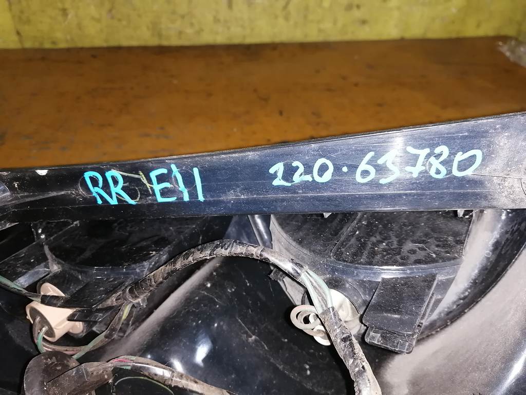 NOTE E11 СТОП ПРАВЫЙ 220-63780 Nissan Note 1