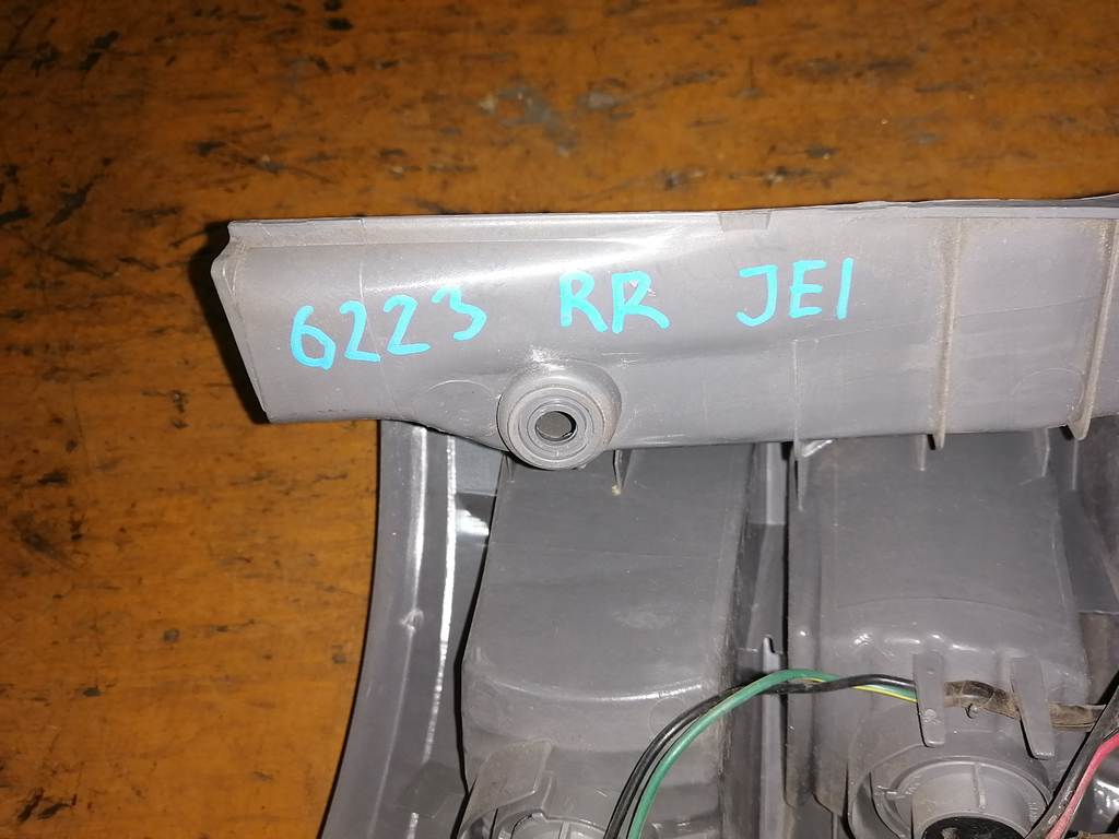 ZEST JE1 СТОП ПРАВЫЙ 6223 Honda Zest 1