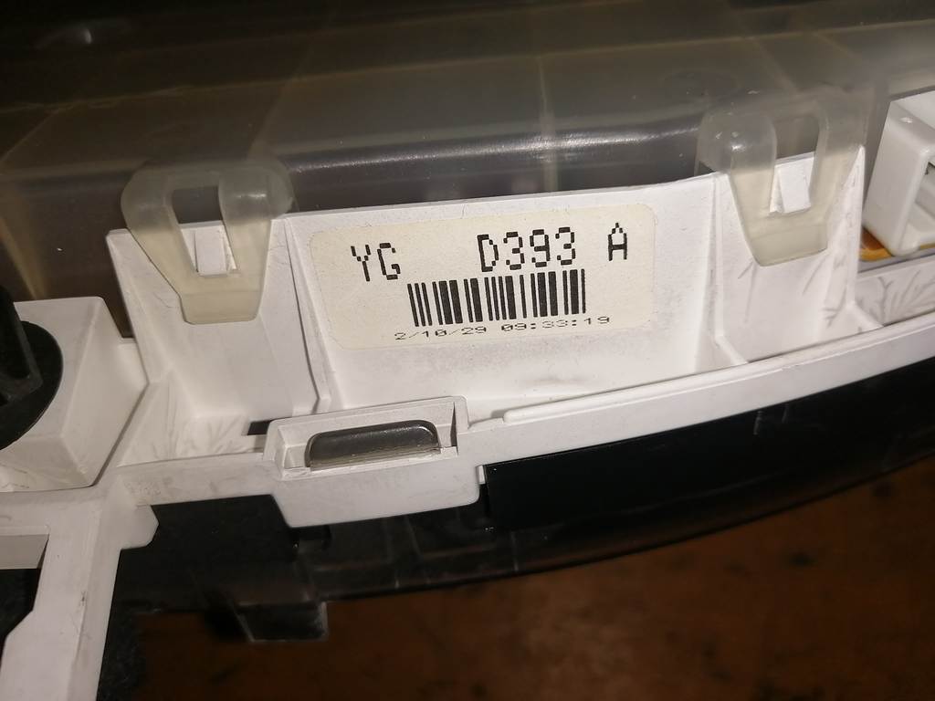 Салон Mazda Demio 2