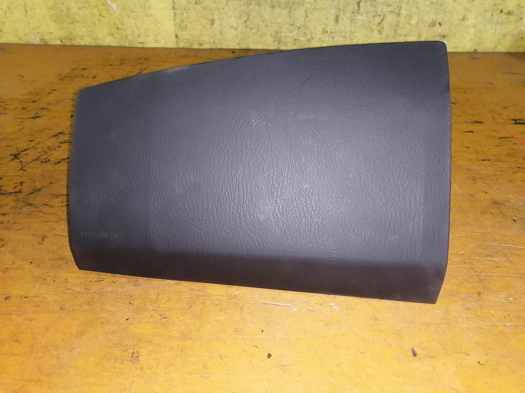 airbag пассажирский Mazda Demio 0